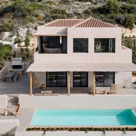 Villa Olivio - Secret Roc Villas Livathos  ภายนอก รูปภาพ